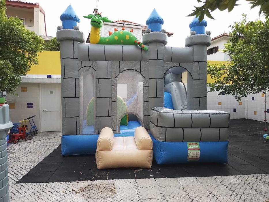 Insuflável castelo