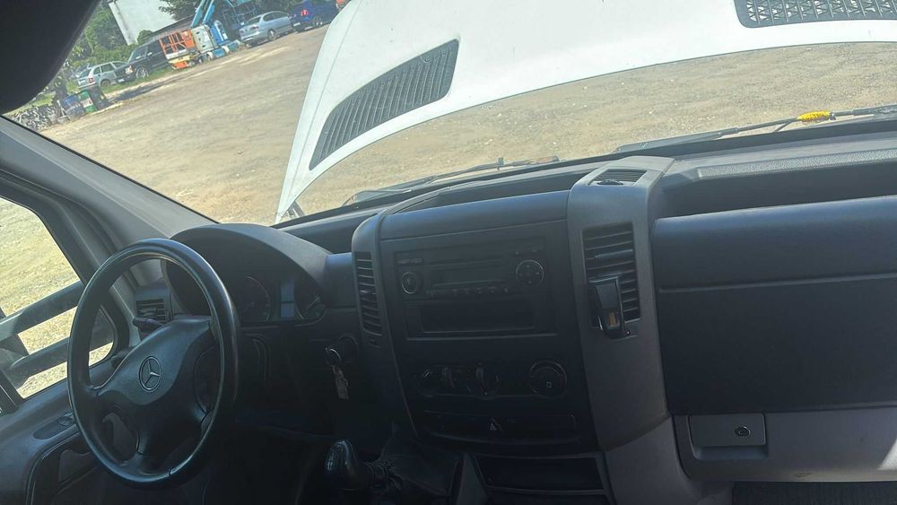 Mercedes Sprinter 906 2.2 cdi kontener winda ładna rama