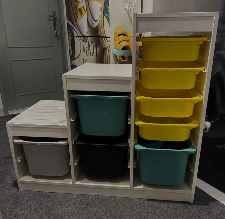 Móvel de arrumação IKEA/Com caixas