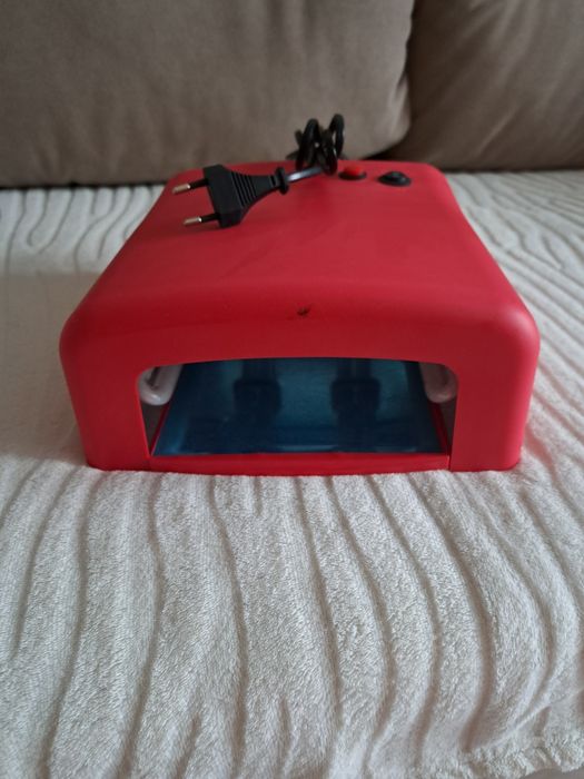 Лампа для манікюра