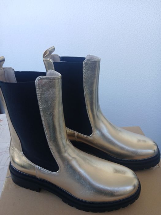 Botas novas tamanho 40