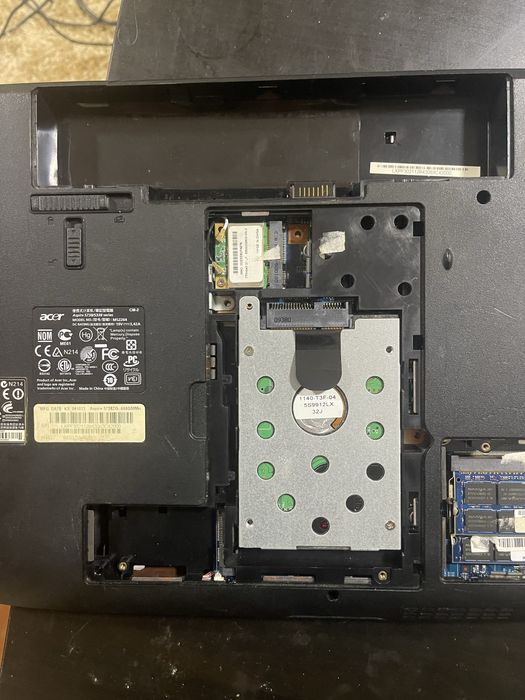 Acer Aspire 5738 ZG - Peças