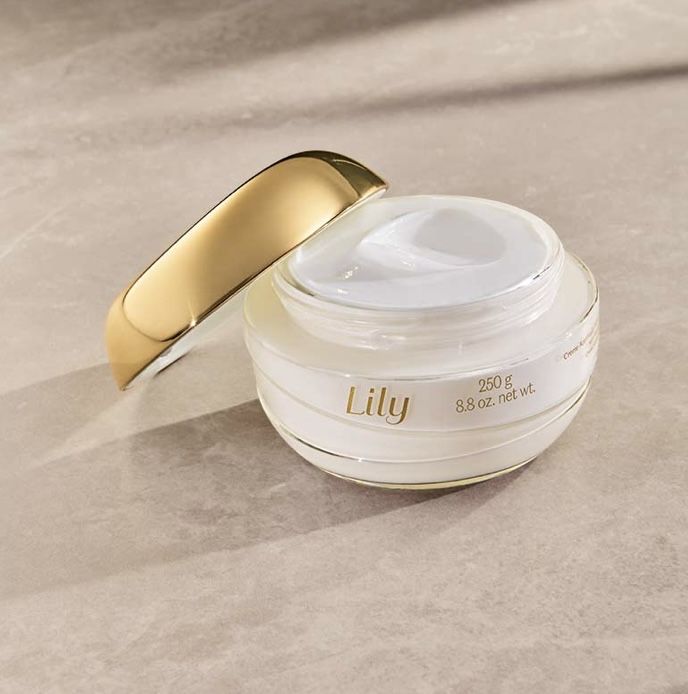 Creme Hidratante Acetinado Lily, 250g