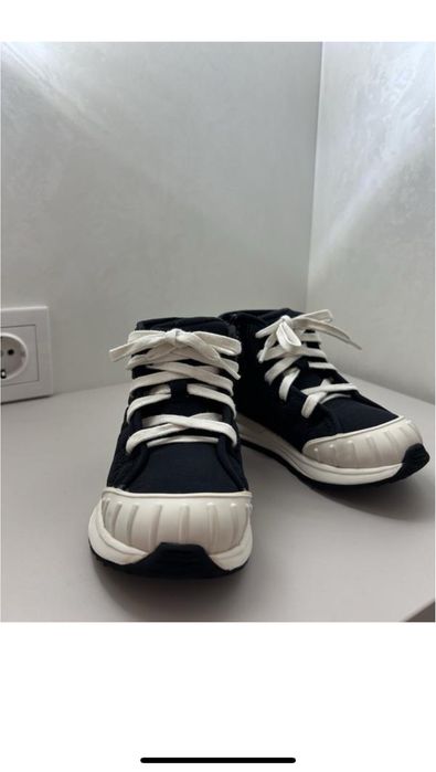 Хайтопи, кеди для дівчинки