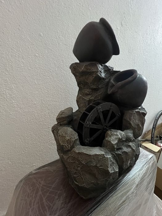 Fonte de água decorativa