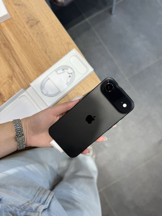 New Apple iPhone 17 Air 256gb Space Black MDM