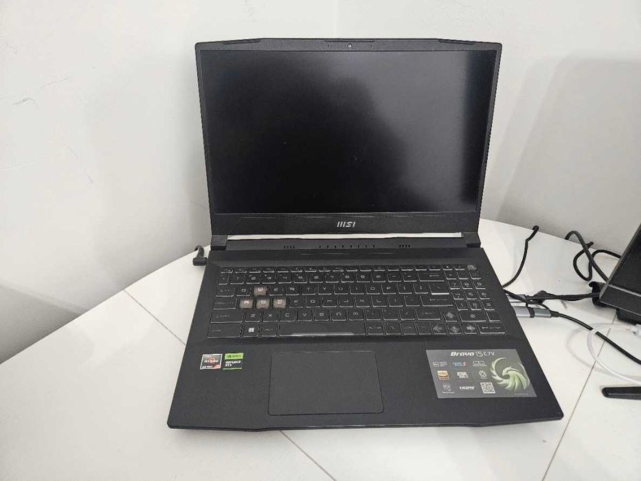 Laptop gamingowy MSI Bravo 15 C7VF Ryzen 7 7735HS 16 GB 1 TB RTX 4060