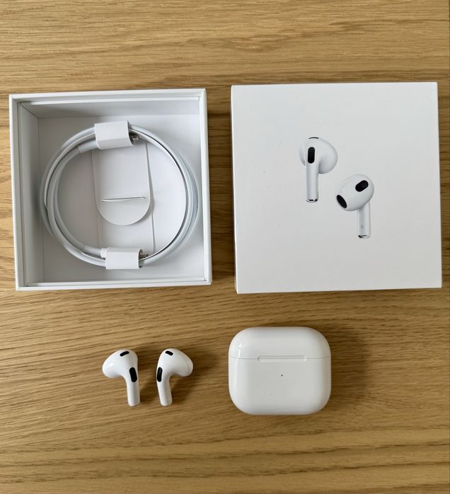 Słuchawki Apple AirPods 3