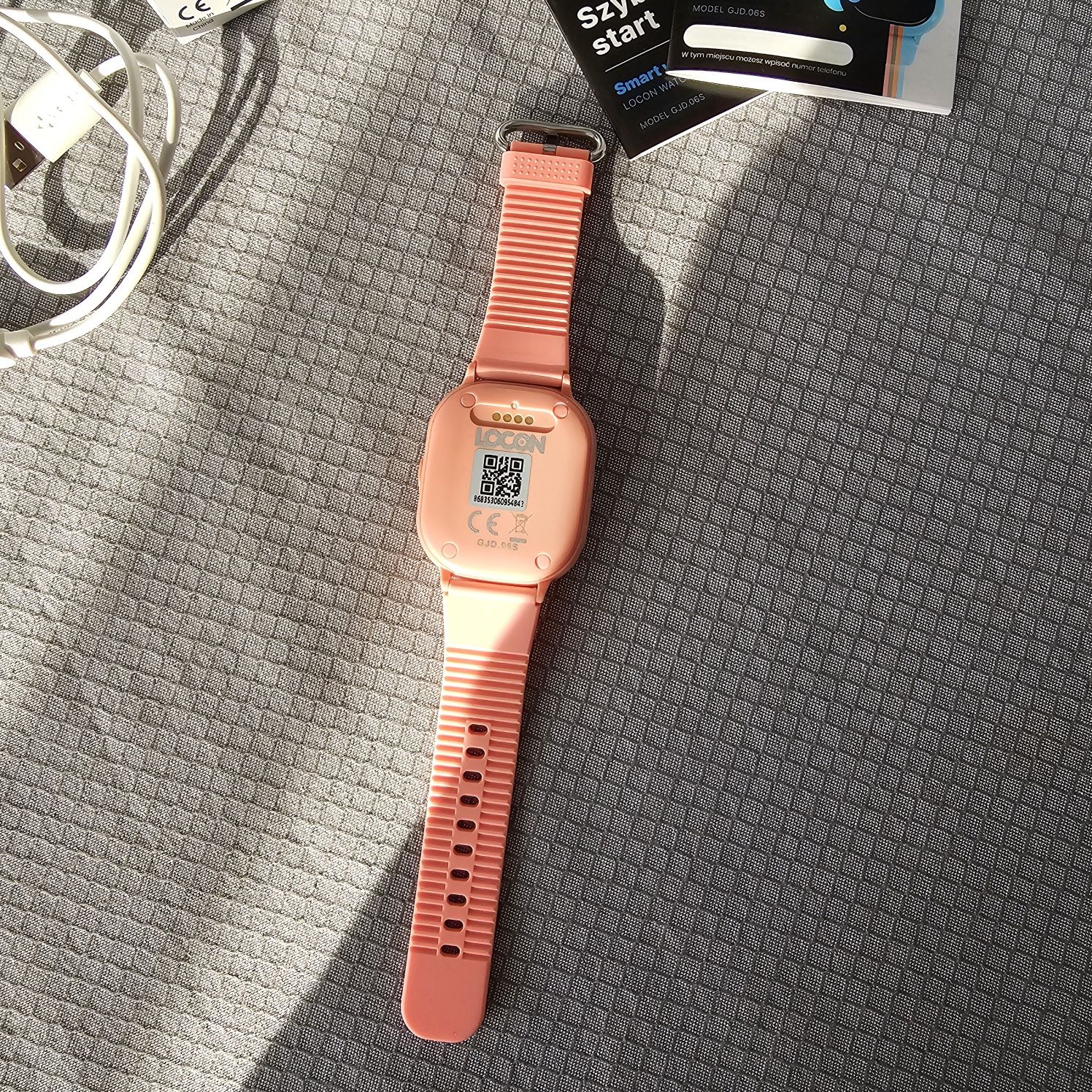 Zegarek smartwatch różowy