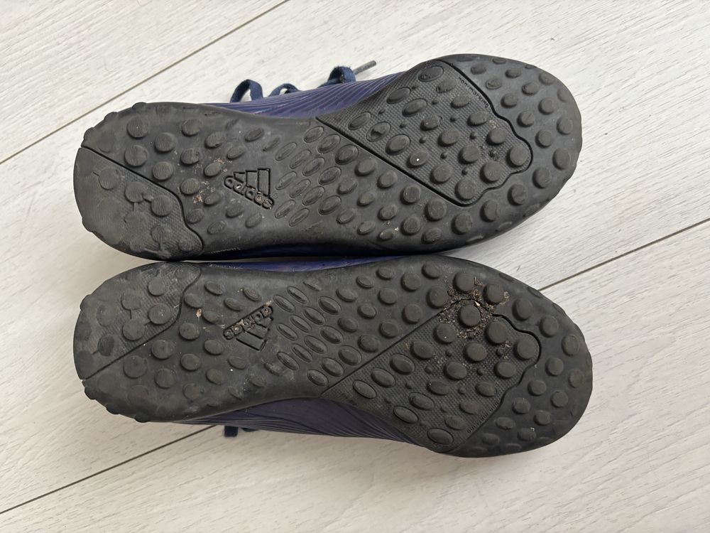 Буци футбольні 33 adidas