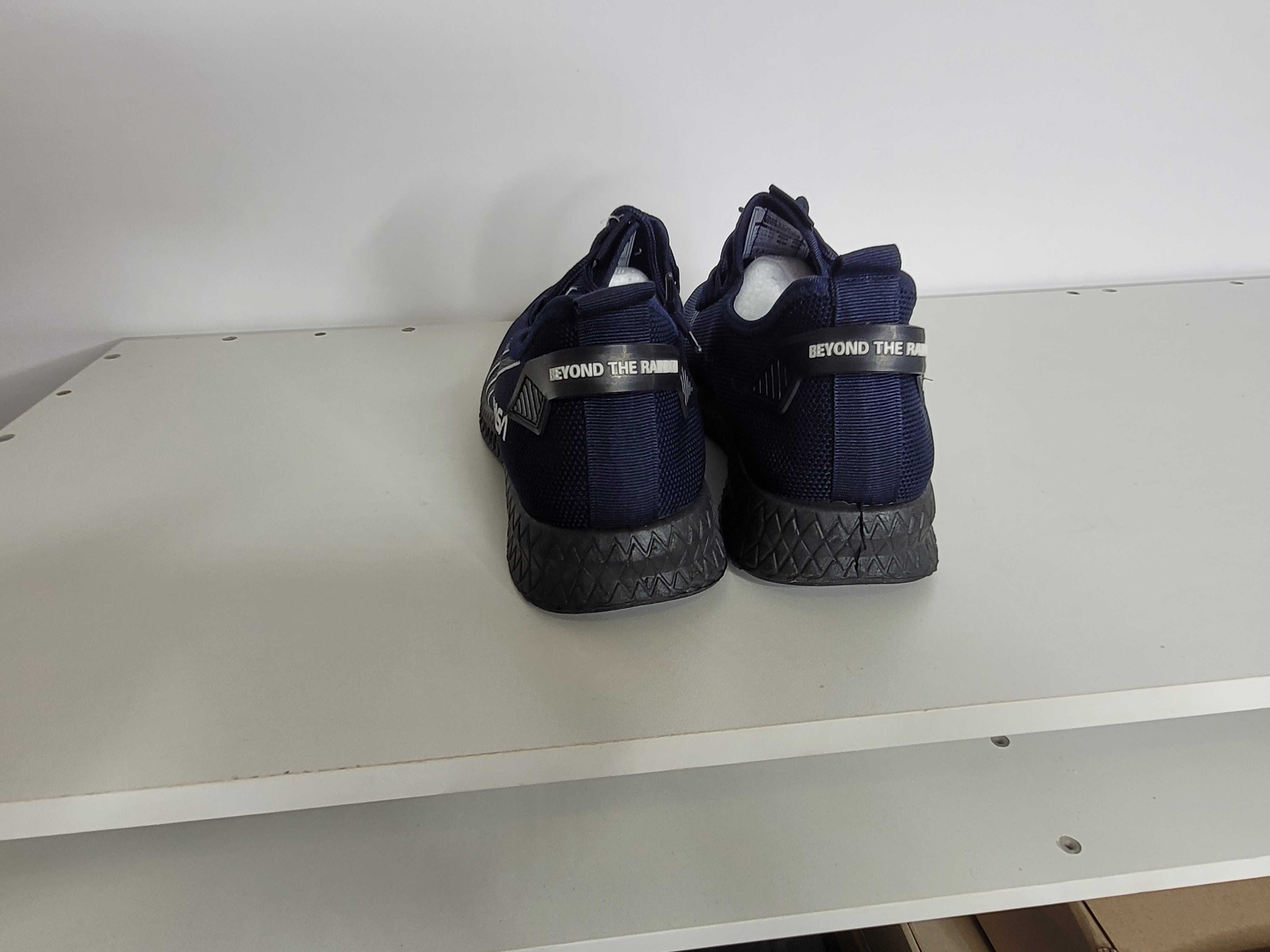 Buty Sneakersy beyond NASA 41