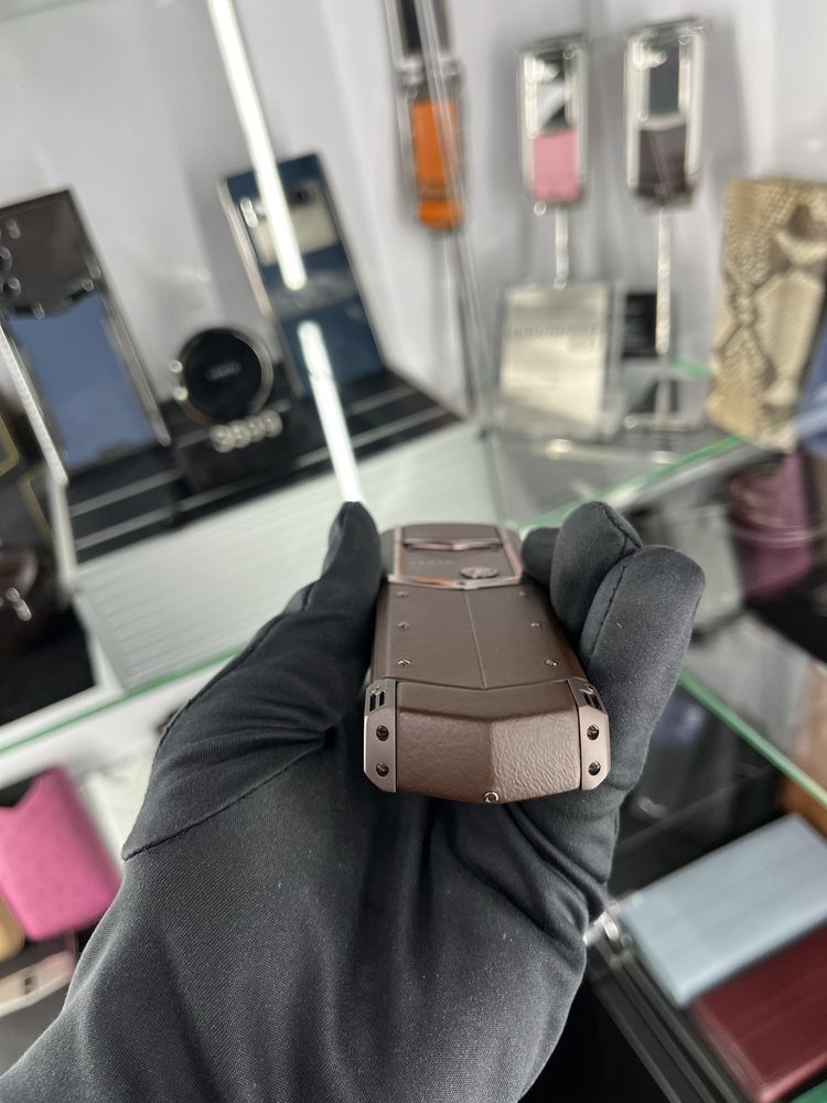 Vertu Signature S Design Pure Chocolate