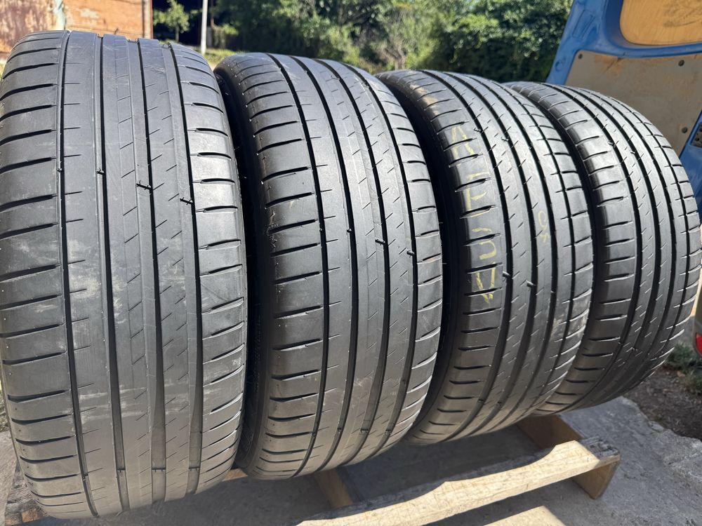 235/45R18 Michelin Pilot Sport 4
