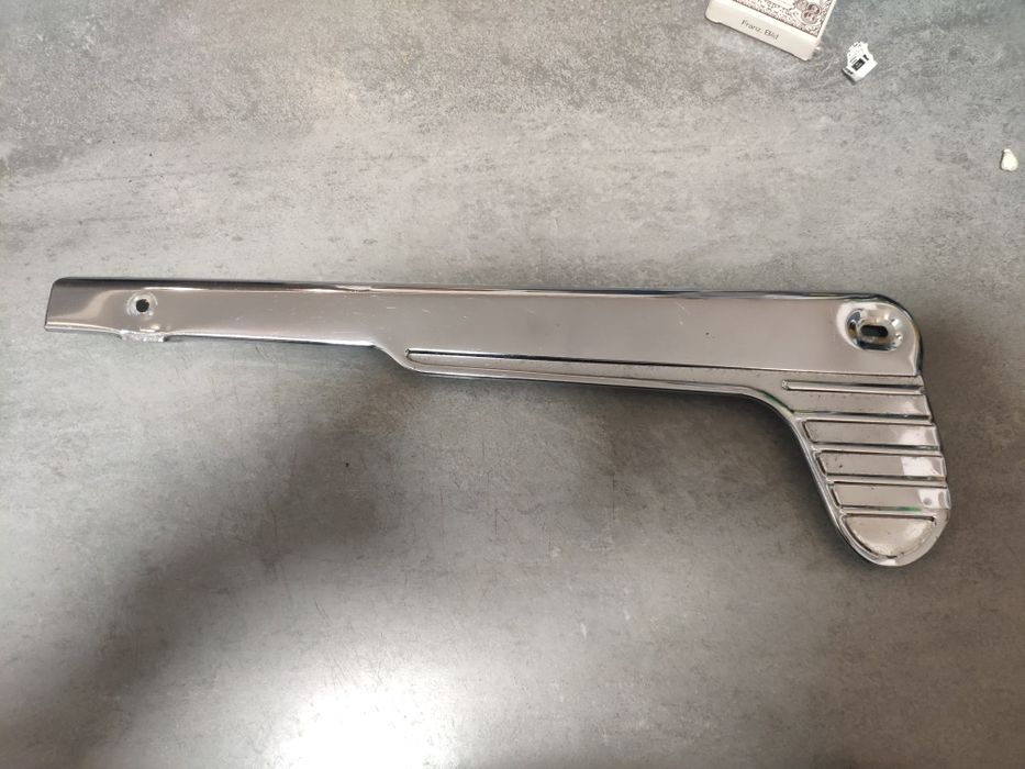 Osłona łańcucha Wigry eksport stara metalowa chromowana