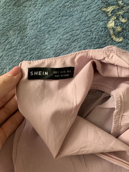 Ніжна міді сукня