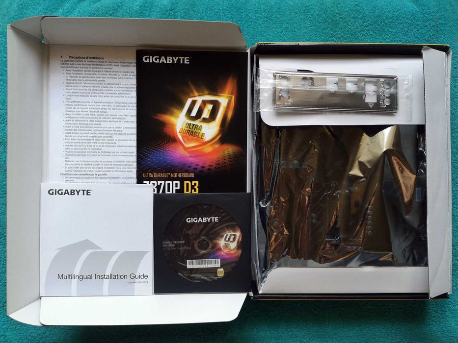 Материнська плата Socket 1151 v2  Gigabyte Z370P D3