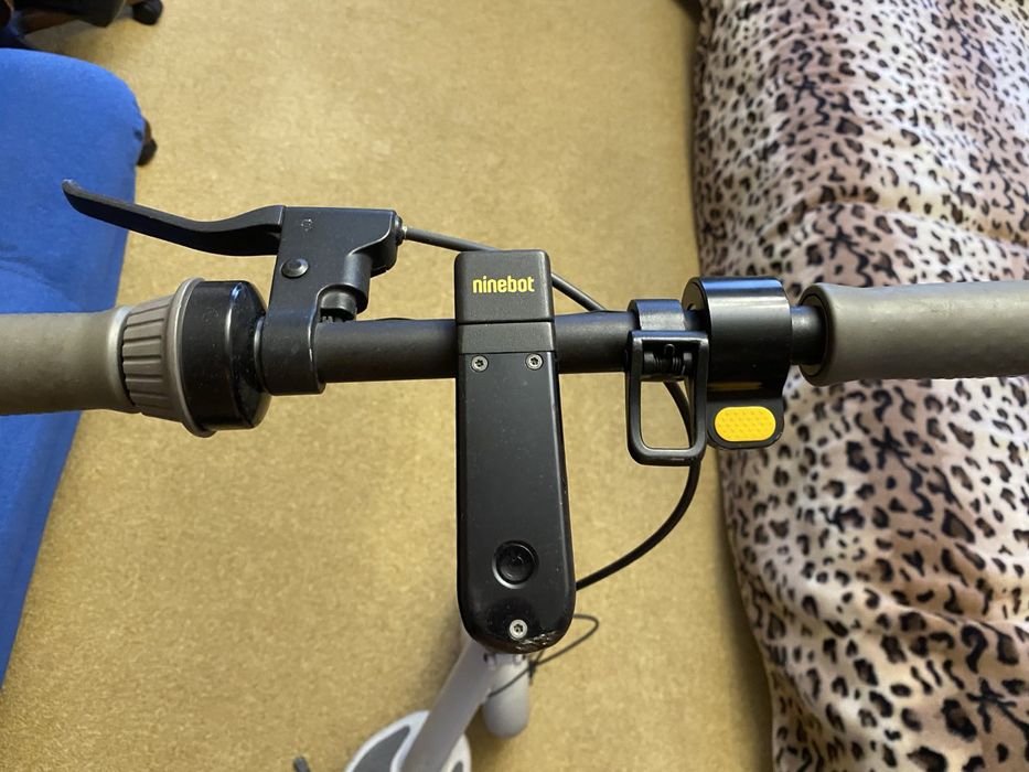Електросамокат Ninebot