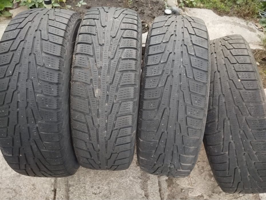 Зимові шини nokian 225/65 r17
