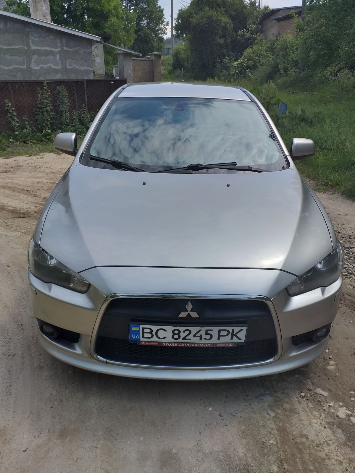 Автомобіль Mitsubishi   Lancer