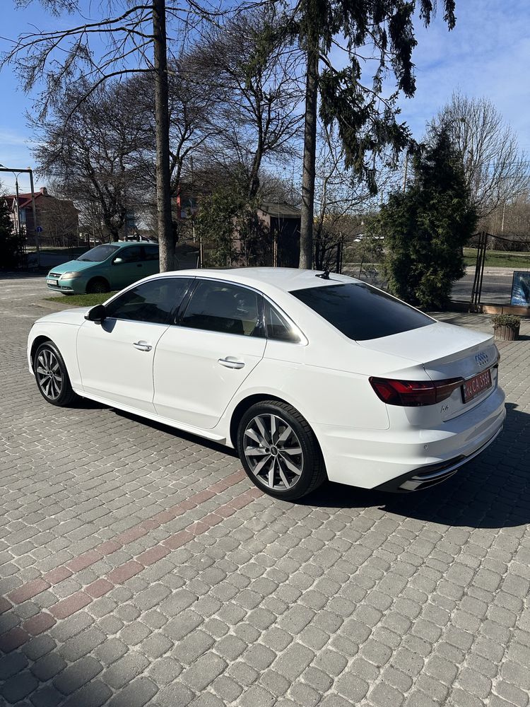 Продам audi a4 2021