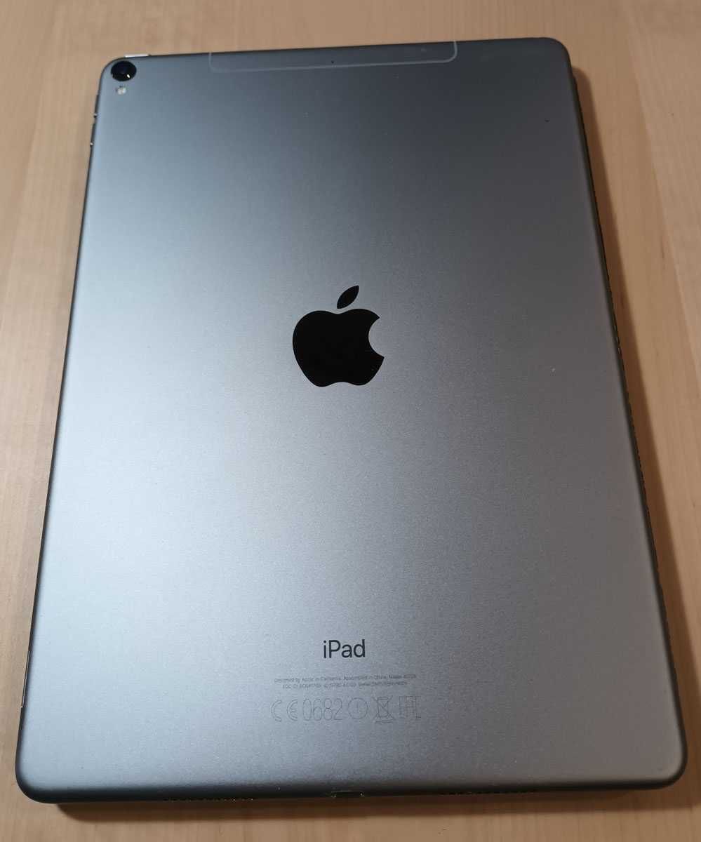 Apple iPad Pro 10,5" 256 GB WiFi + Cellular ( LTE ) Space Gray