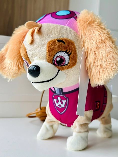 М'яка іграшка Скай на поводку Щенячий Патруль ходить,співає,махає хвос