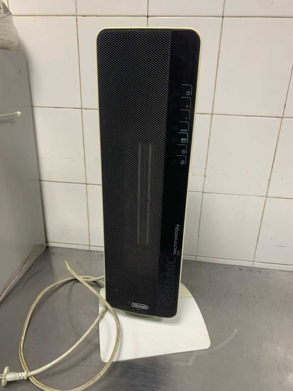 Тепловентилятор Delonghi TCH 8993
