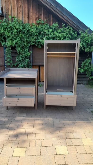 IKEA,drewniana komoda z przewiakiem , SUNDVIK, funkcjonalna