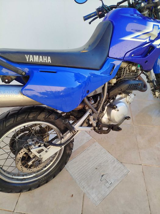Moto Yamaha XT600E