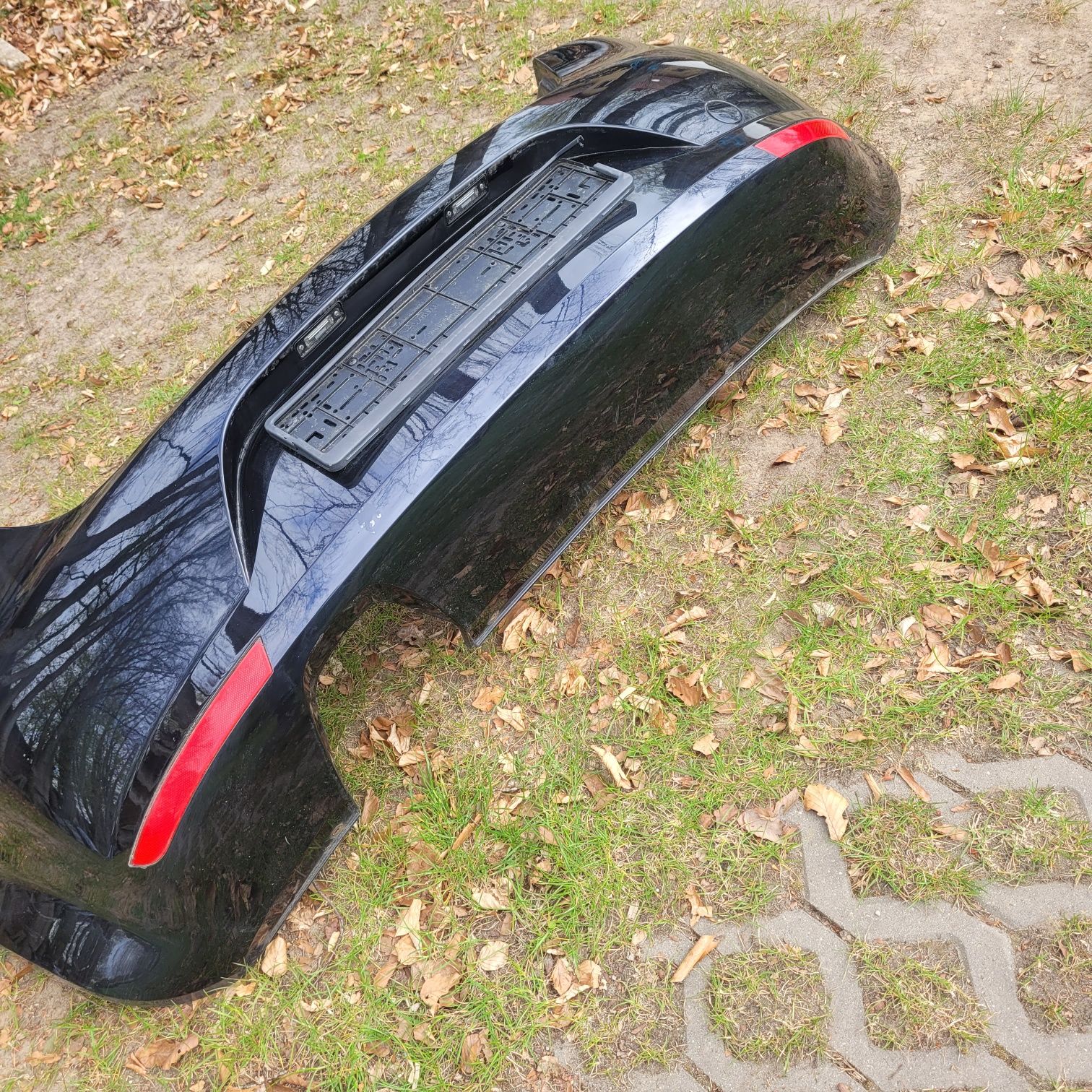 Zderzak tył seat Leon II 2007r LC9Z