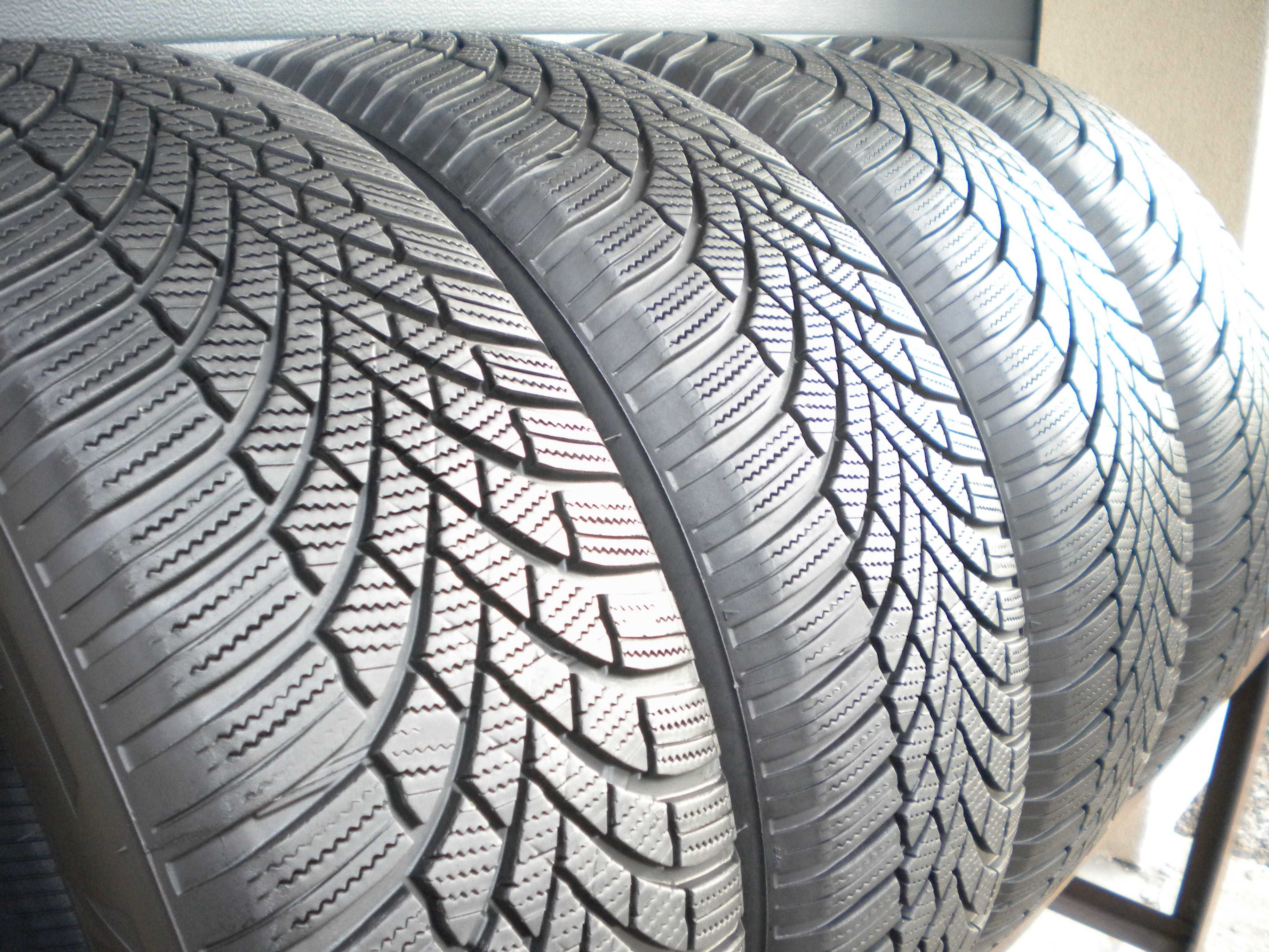 ! 4x Opony używane zimowe Bridgestone Blizzak LM005 215/60R17 100H XL