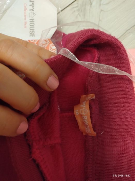 Zestaw na 74, spodnie ocieplane i bluza z meszkiem + body