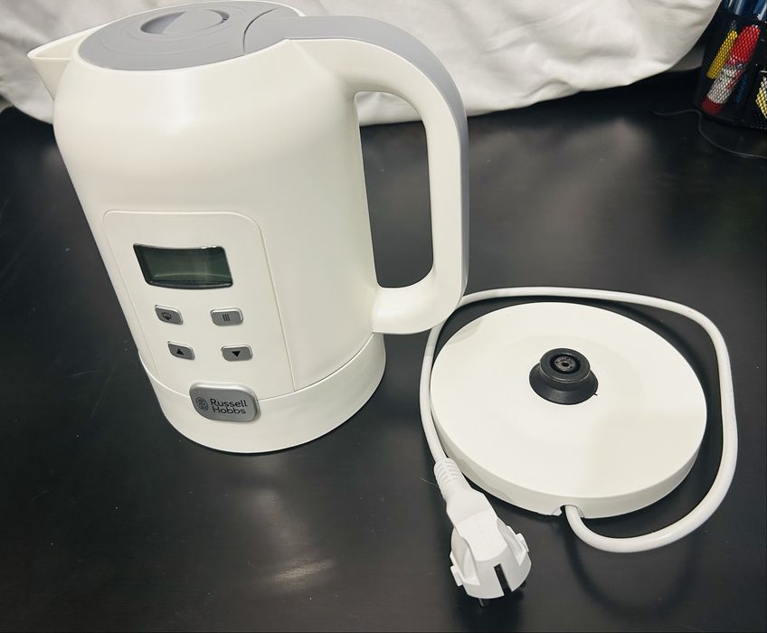 Russel Hobbs czajnik elektryczny nowy