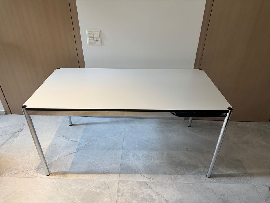 Usm Haller stół biały / biurko 150x75 cm