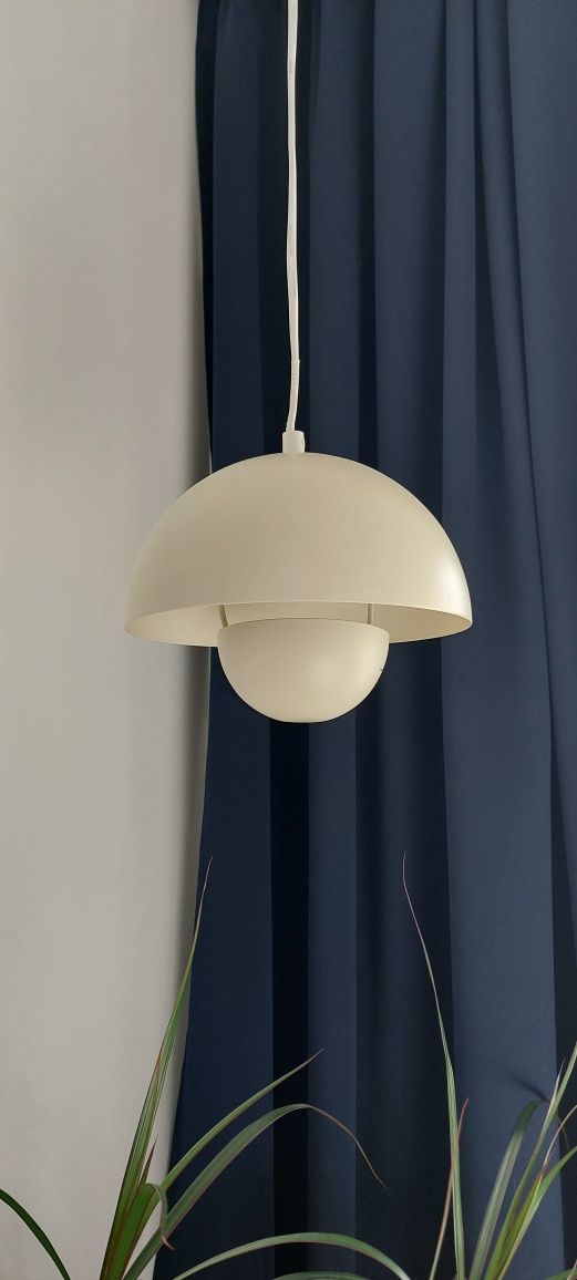 Komplet dwóch nowych lamp wiszących kule kremowe grzybek boho loft hit