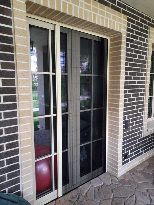 Москітні сітки Розсувні, Ролетні та Пліссе | Виробник |