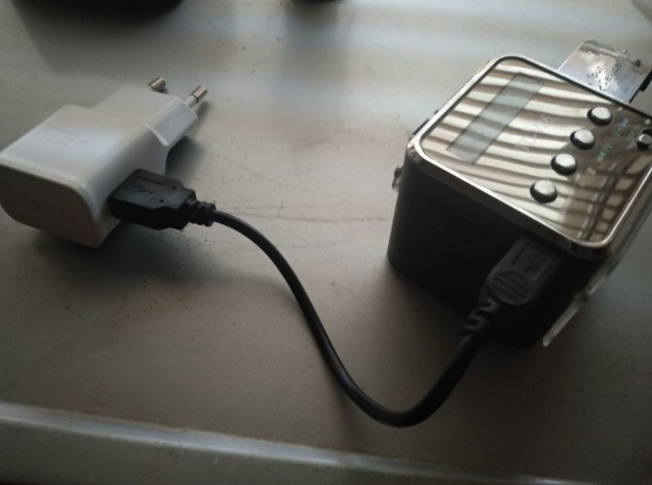 Отличный , компактный, подарок, Понравится и пригодится  каждому!