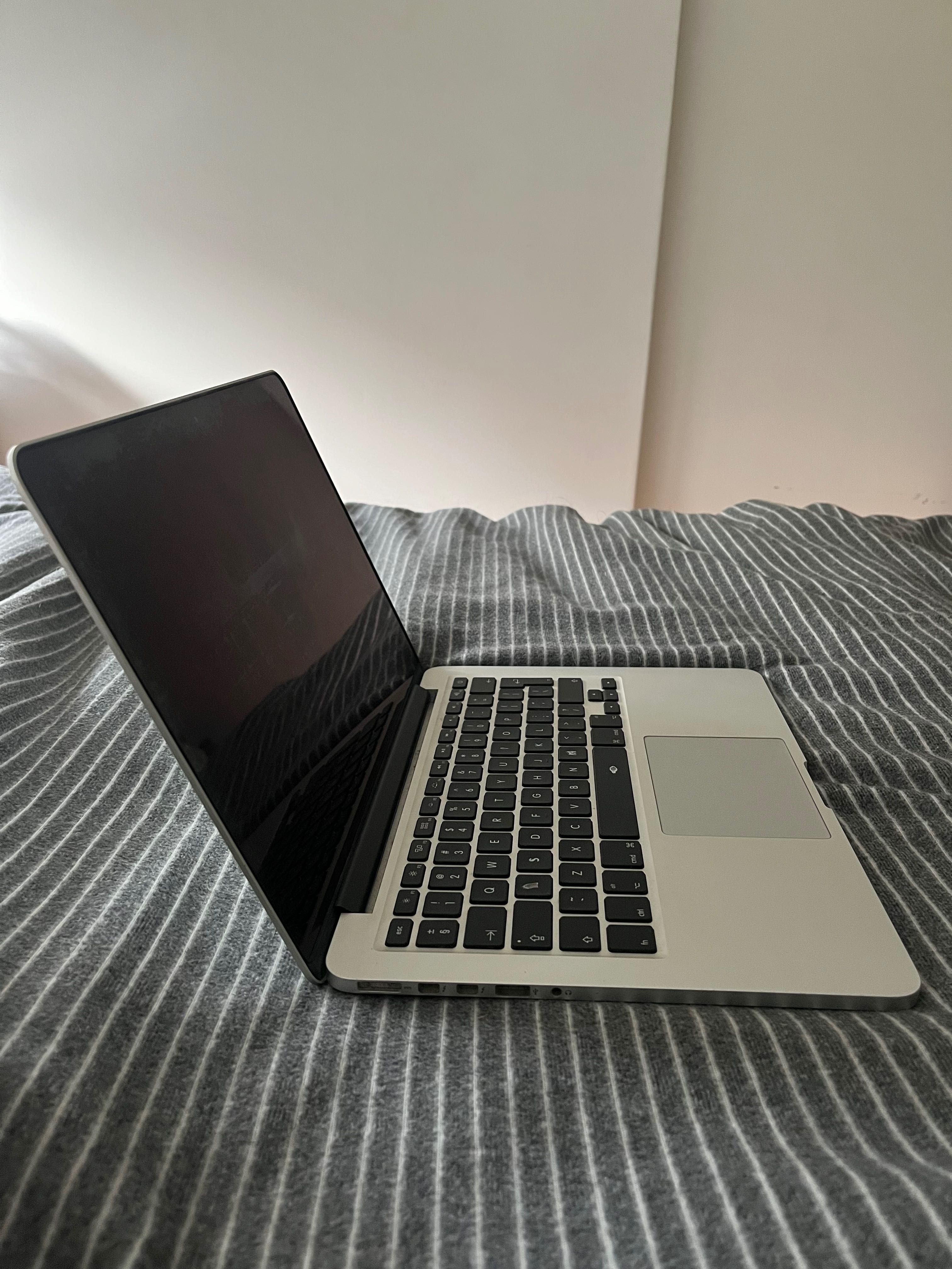 MacBook Pro (Retina 13 polegadas, início de 2015)