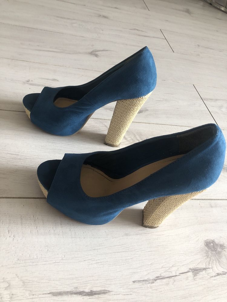 Buty koturna wysikie jak nowe