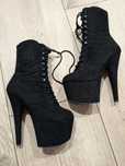 ADORE-1020FS Black Faux Suede Botki Pleaser