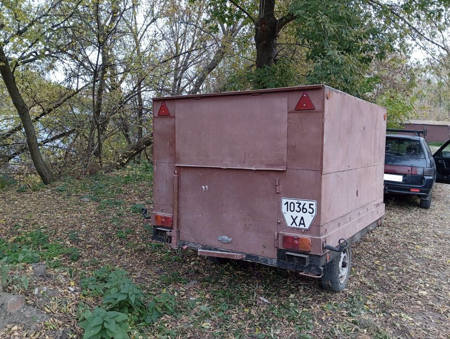 Продам причеп будку.
Внутренний размер: 2,05м дли