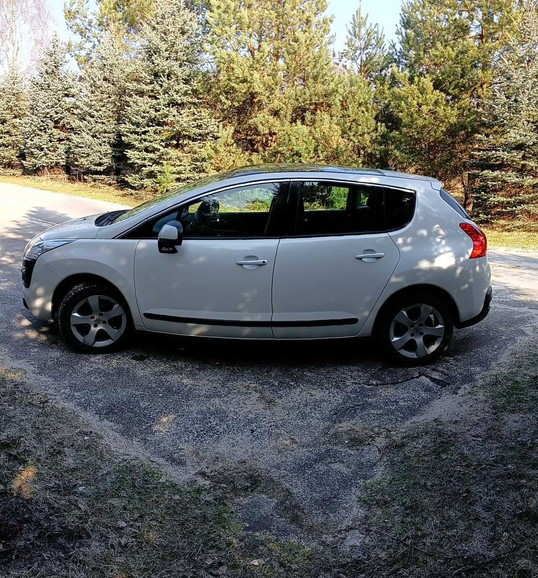 PEUGEOT 3008 1.6HDI, Panorama Dach, Klimatronik, Czujniki park.