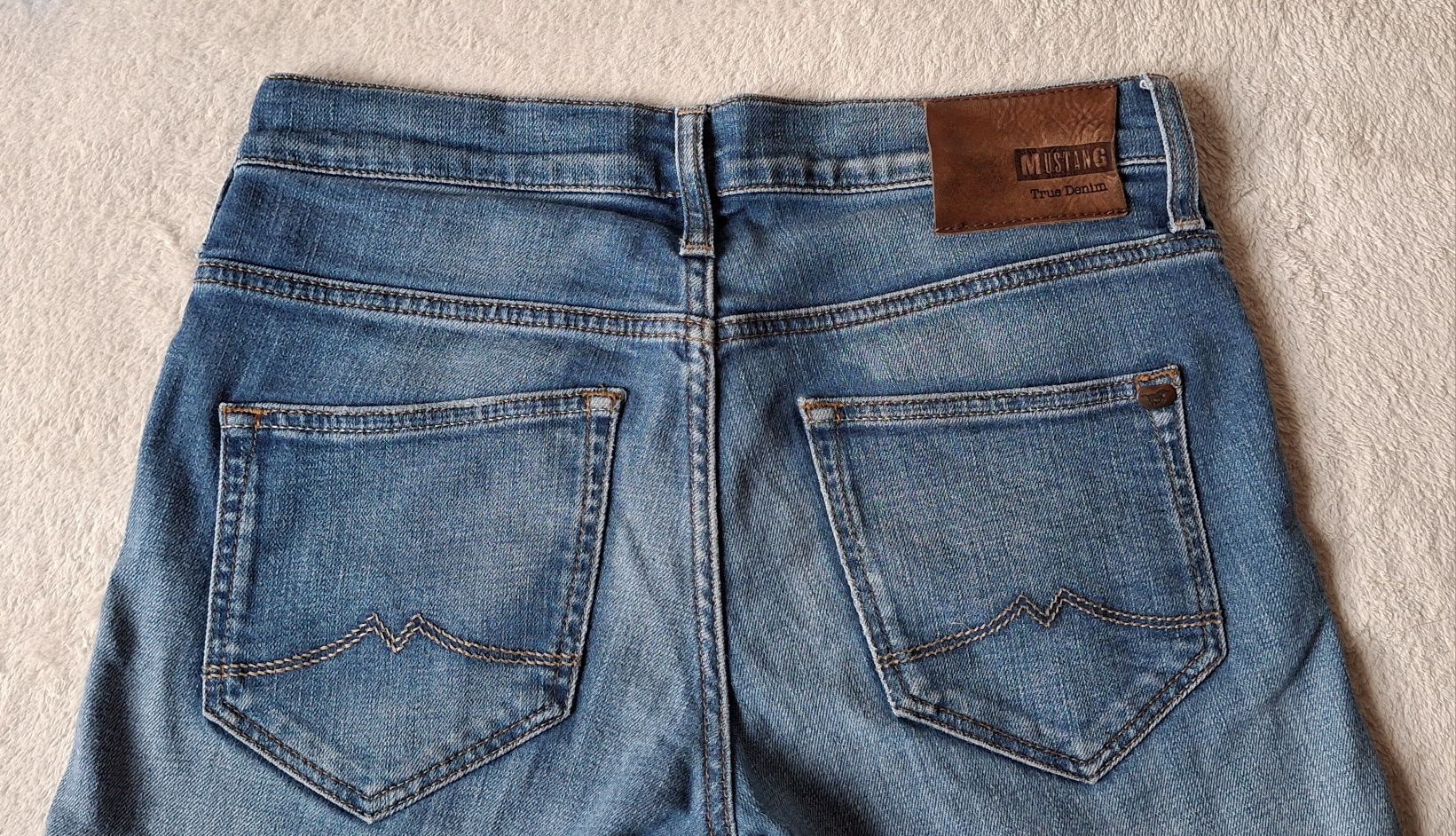 Spodnie jeansy damskie Mustang W 29 L 30 rozmiar M