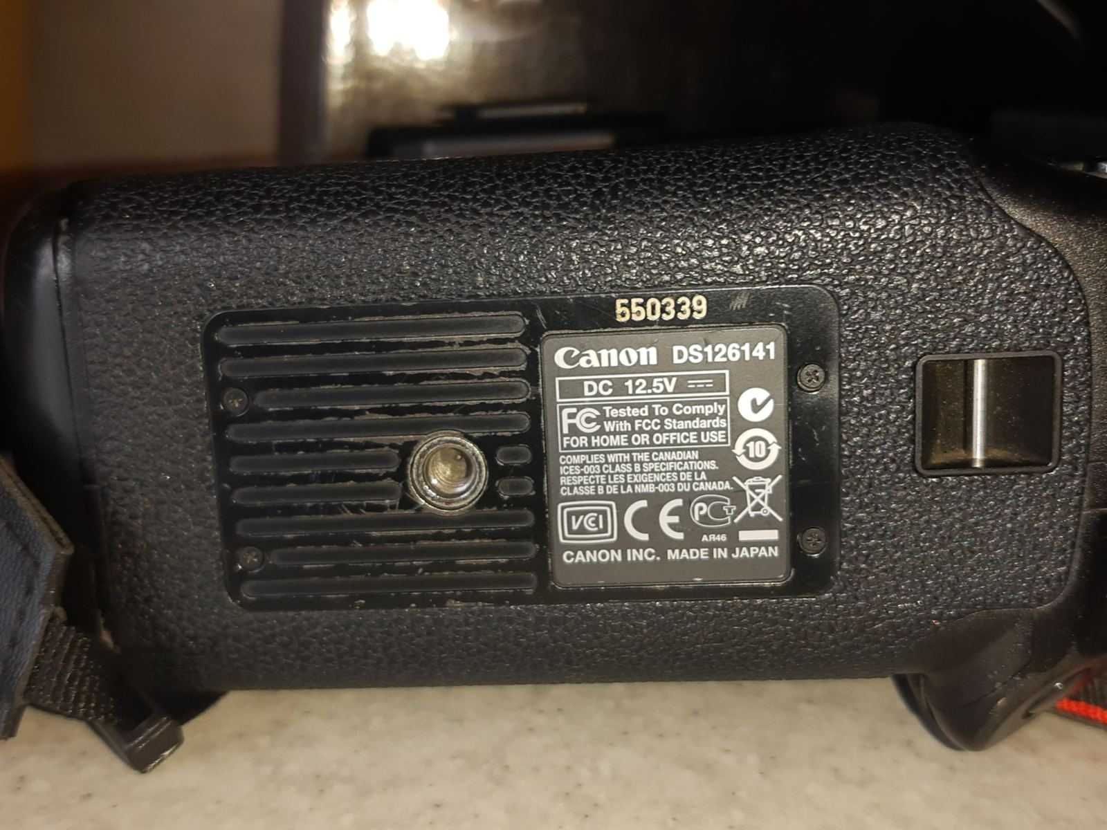 Canon EOS-1D Mark III в коробке