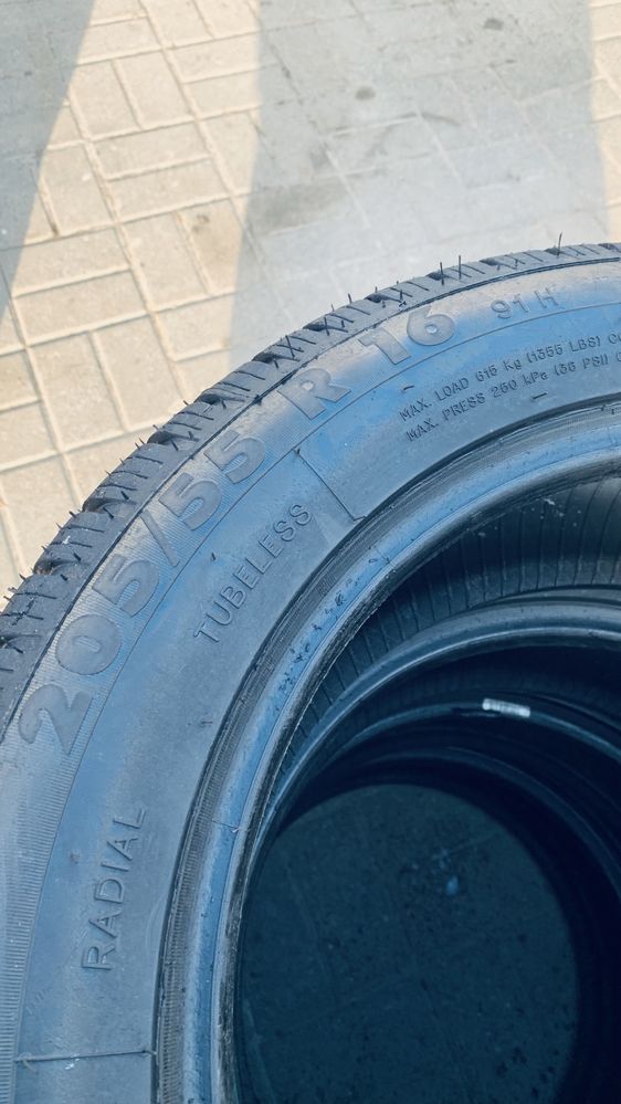 Opona Całoroczna Bieżnikowana 205/55R16 Gold-Gum 4 Seasons Drive