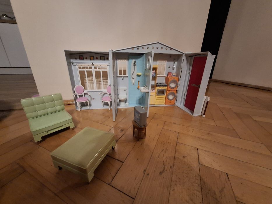 Domek dla lalek Barbie z funkcjami dźwiękowymi dla dziewczynki