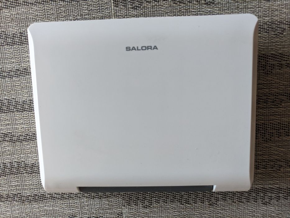 Портативный dvd плеер Salora DVP 7019 made in Finland