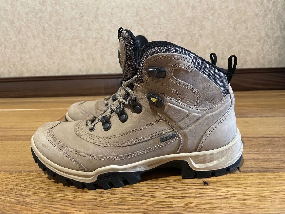 Трекинговые ботинки ECCO на мембране CORE-TEX из натуральной кожи