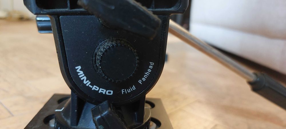 Slider slidekamera s 980 basic z głowicą Velbon ph-368