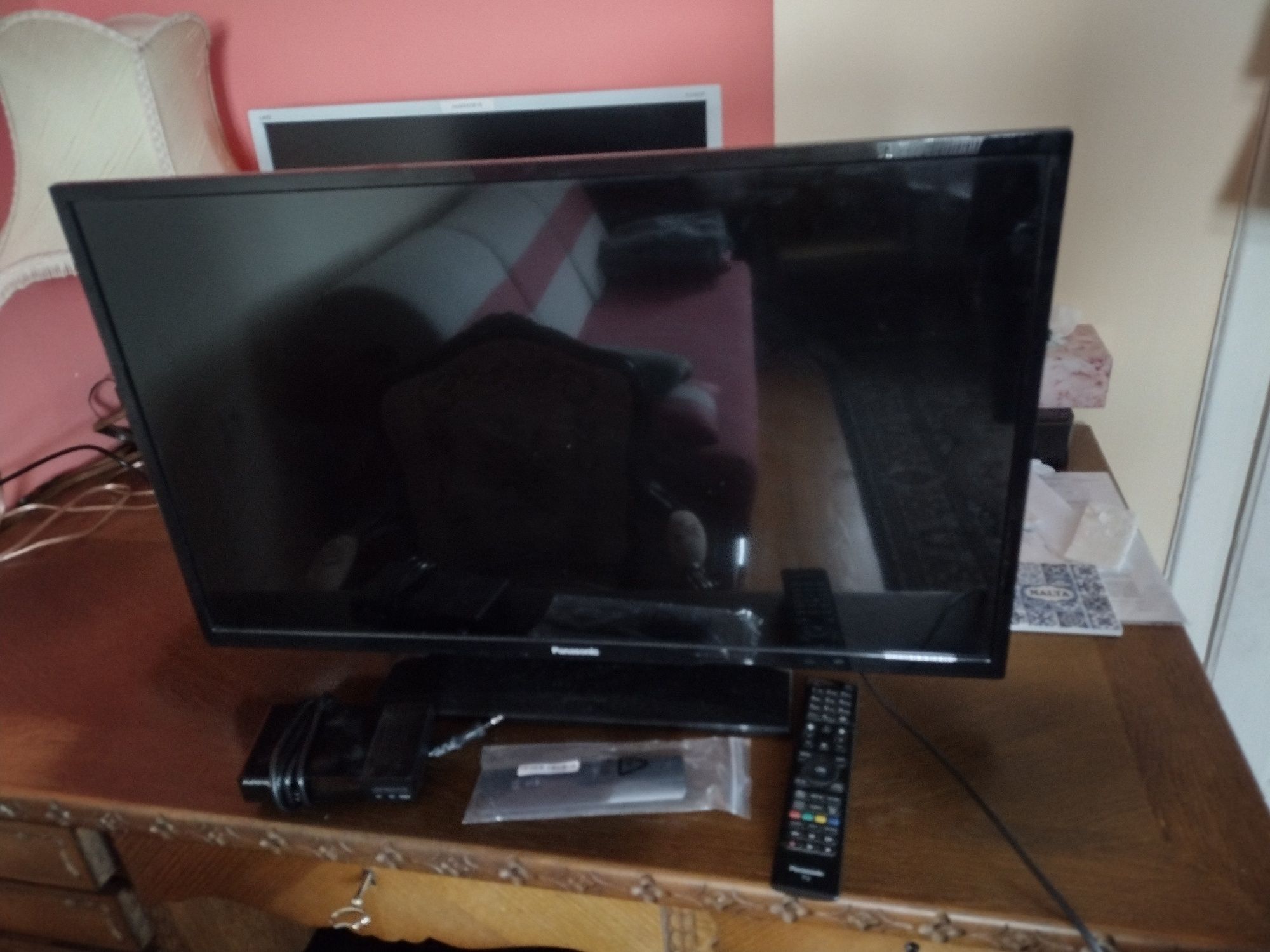 Telewizor LED ...